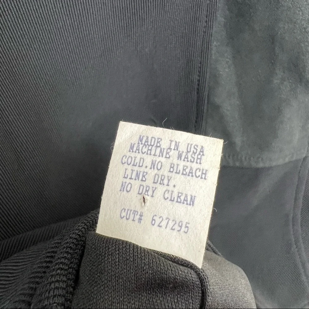 Equestrían Black Vest‎